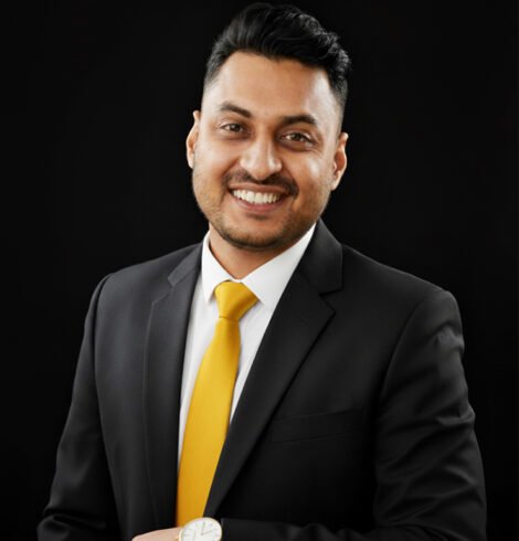 Umair Khan - Founder and CEO of Tachlogy Umair Khan - Founder and CEO of Tachlogy